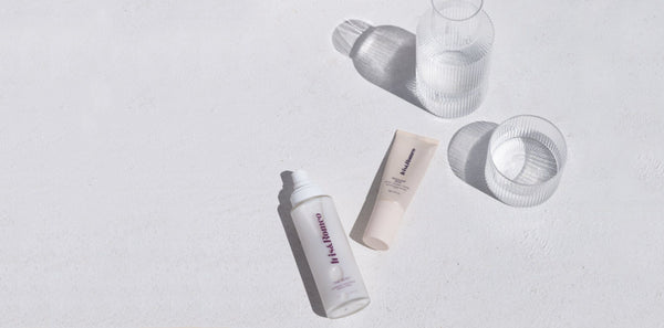 Iris&Romeo Hydrated, glowing, protected summer skin —
in two easy steps